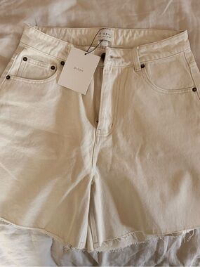 NWT DISSH Marley Natural High-Rise Frayed Hem Denim Shorts, 6